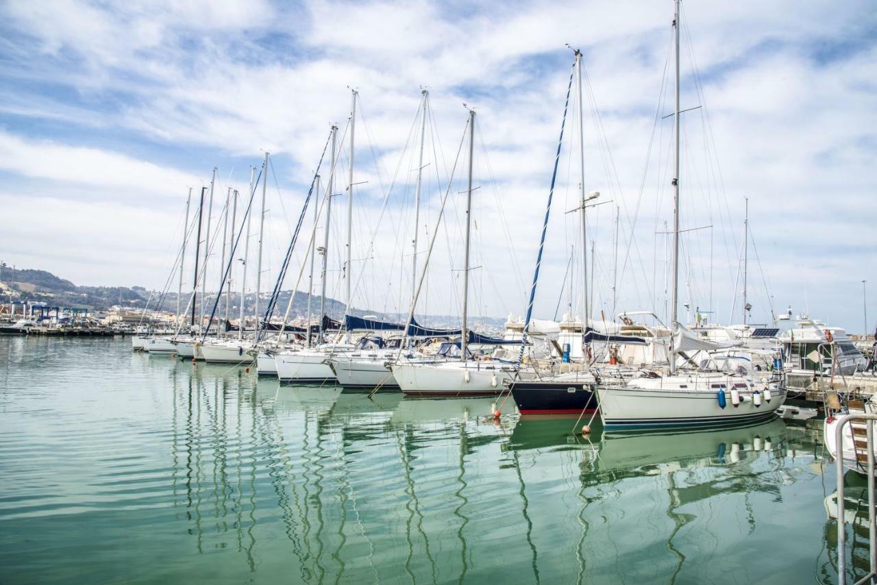 Mare D'Amare Bed & Breakfast San Benedetto del Tronto Bagian luar foto